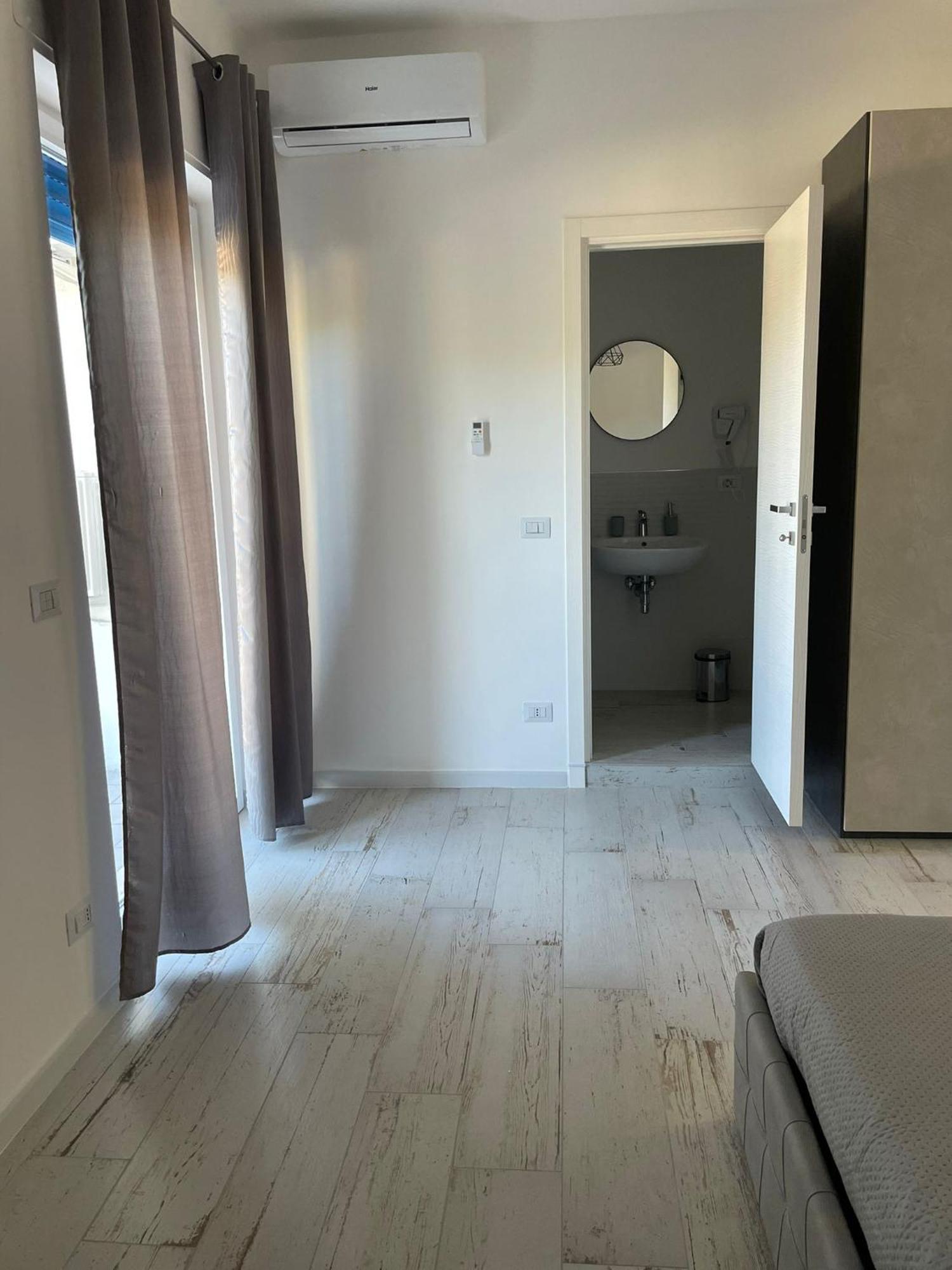 Maison Appartaments Bari Buitenkant foto